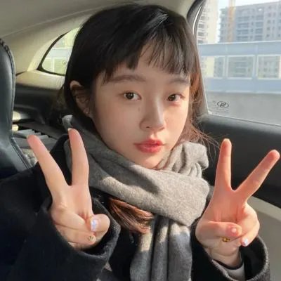 手提箱女郎